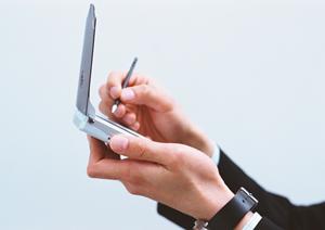 リーズナブルな費用で依頼できる業者